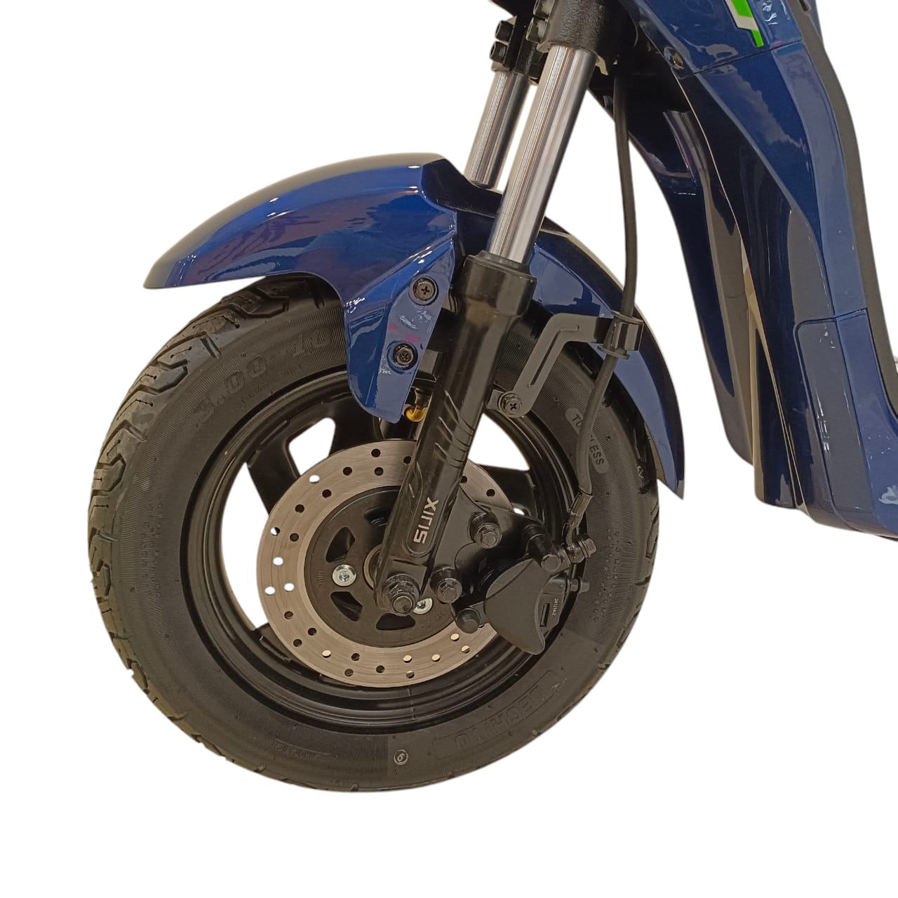 Chenxian 009 Front tire