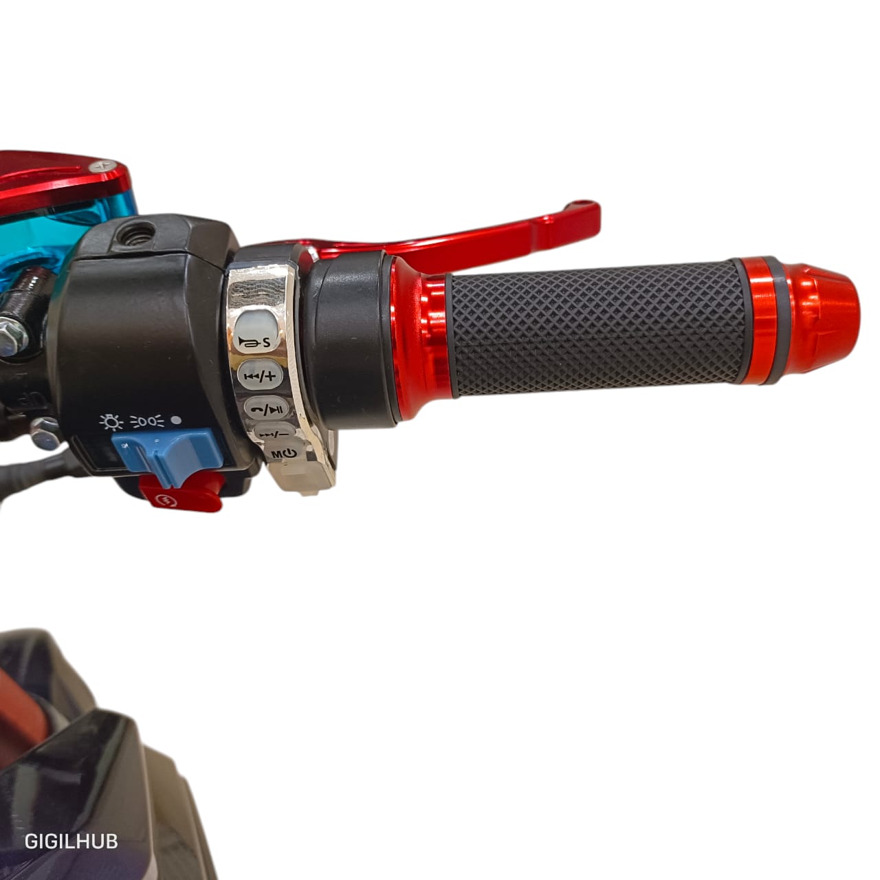 Right handlebar controls with throttle and Bluetooth functions.