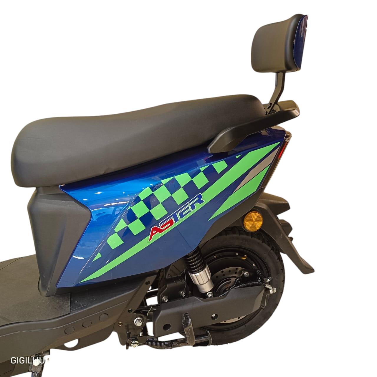 V1 Vespa Style Seat View