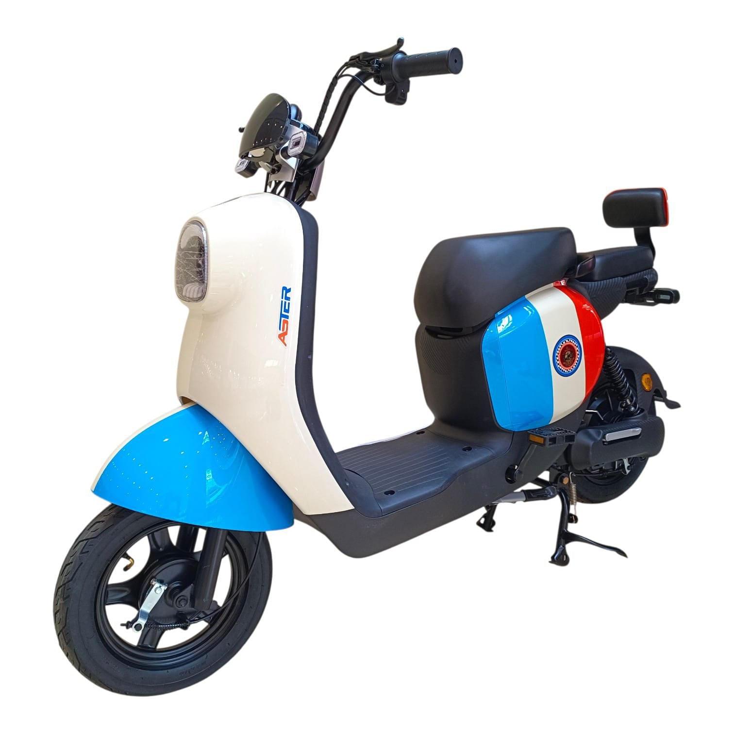 D-01 retro dual seater electric bike front three-quarter view