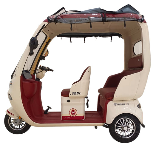 F17 E-Scooter open curtains view