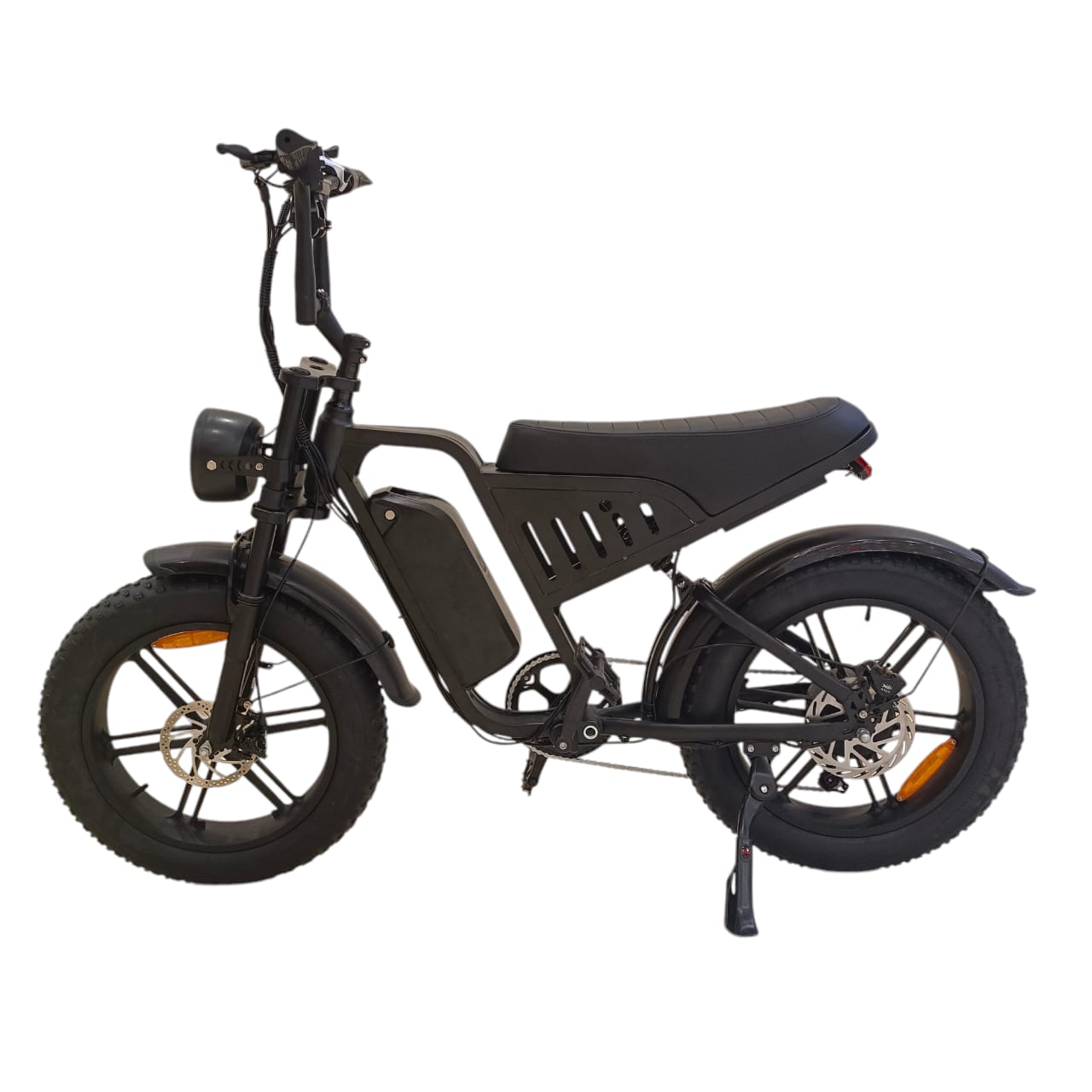 F6 Fat Tires Pedal Assist Mountain/Off Road E-Bike for Adults
