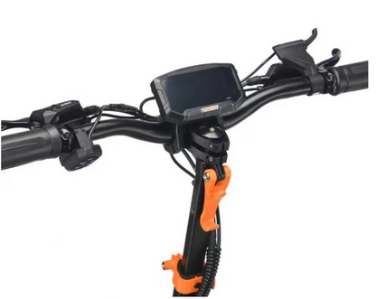 Kugoo G5 Pro Max electric scooter LCD display and handlebar controls