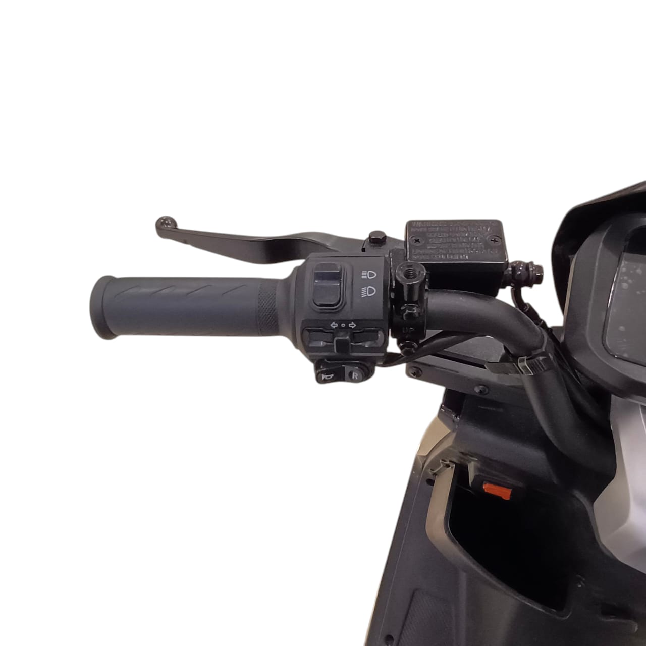 GT-1 left handlebar controls with reverse mode