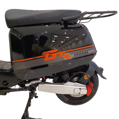 GT-1 rear seat and luggage carrier