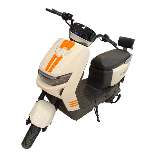 Windhorse M5 Pro Max Moped Style Two Seater E-Bike front three-quarter view