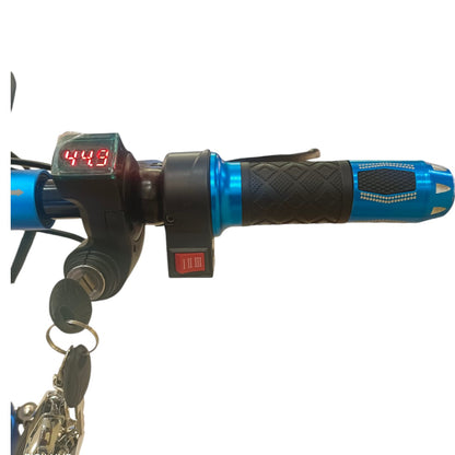Q5 Pro-1 right throttle grip and ignition key
