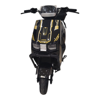 S4 E-Bike Black front view with rear storage box
