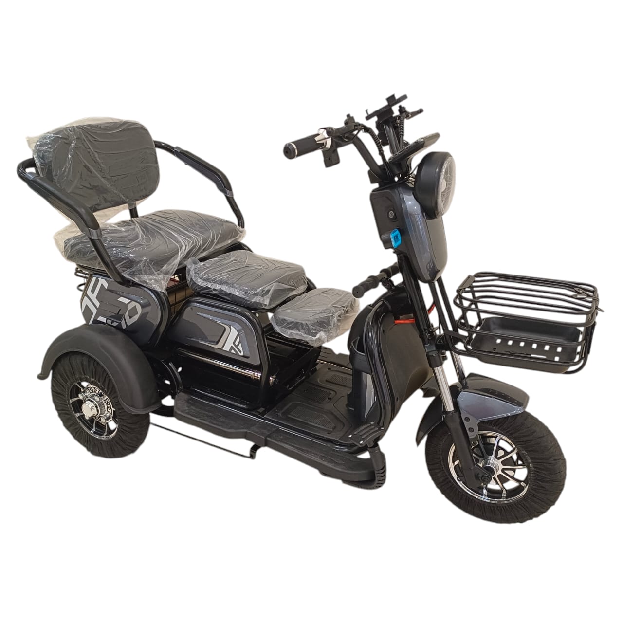 Gigilhub W7 Three Wheel E-Bike Gray Side View
