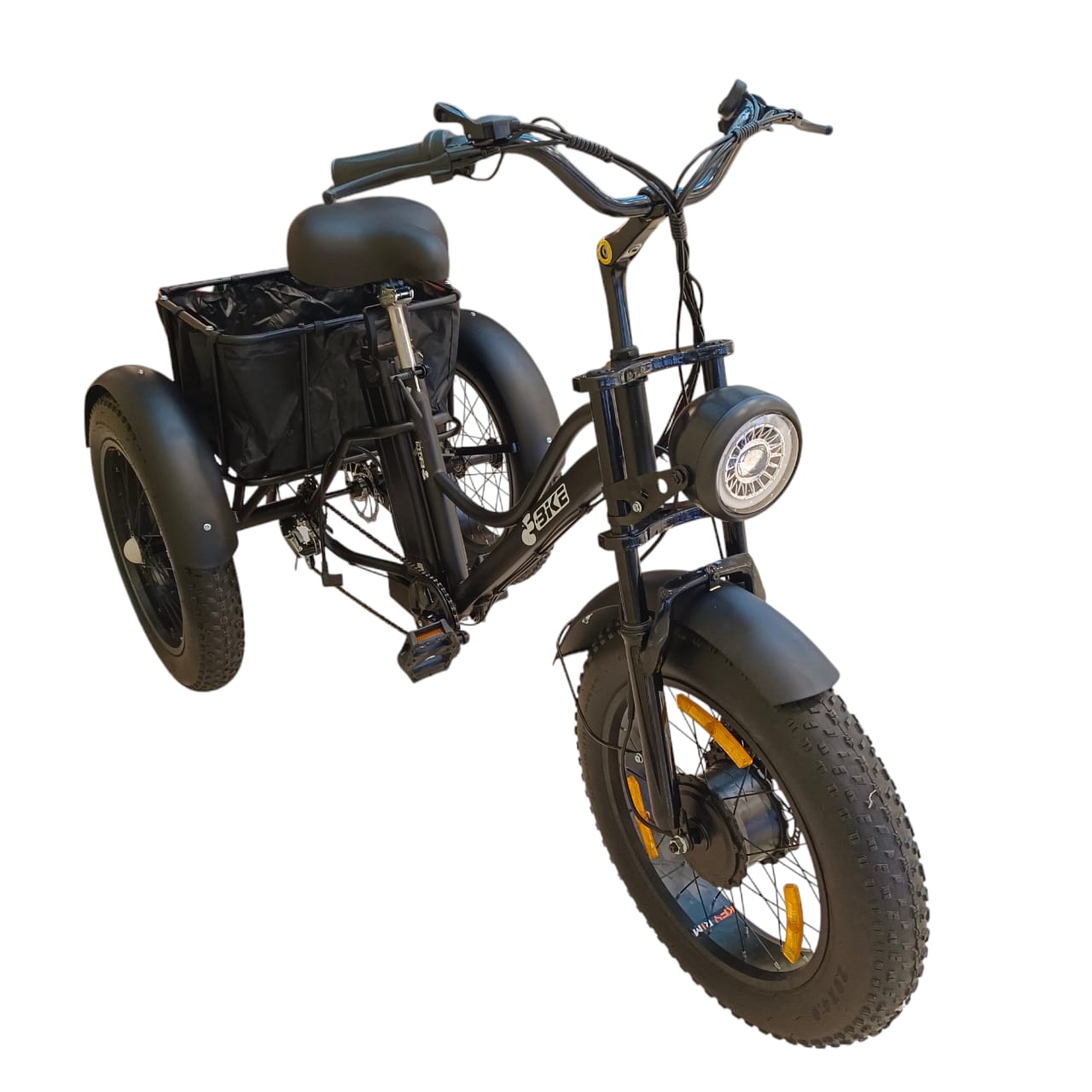 A3 three-wheel fat tire e-bike front angle
