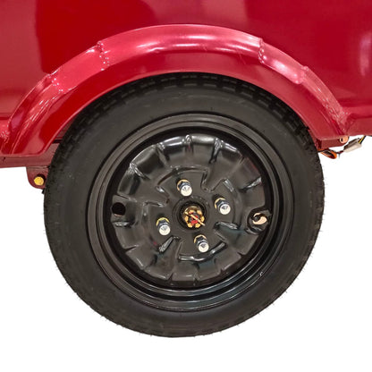 Rear wheel and durable tire of electric cargo tricycle.