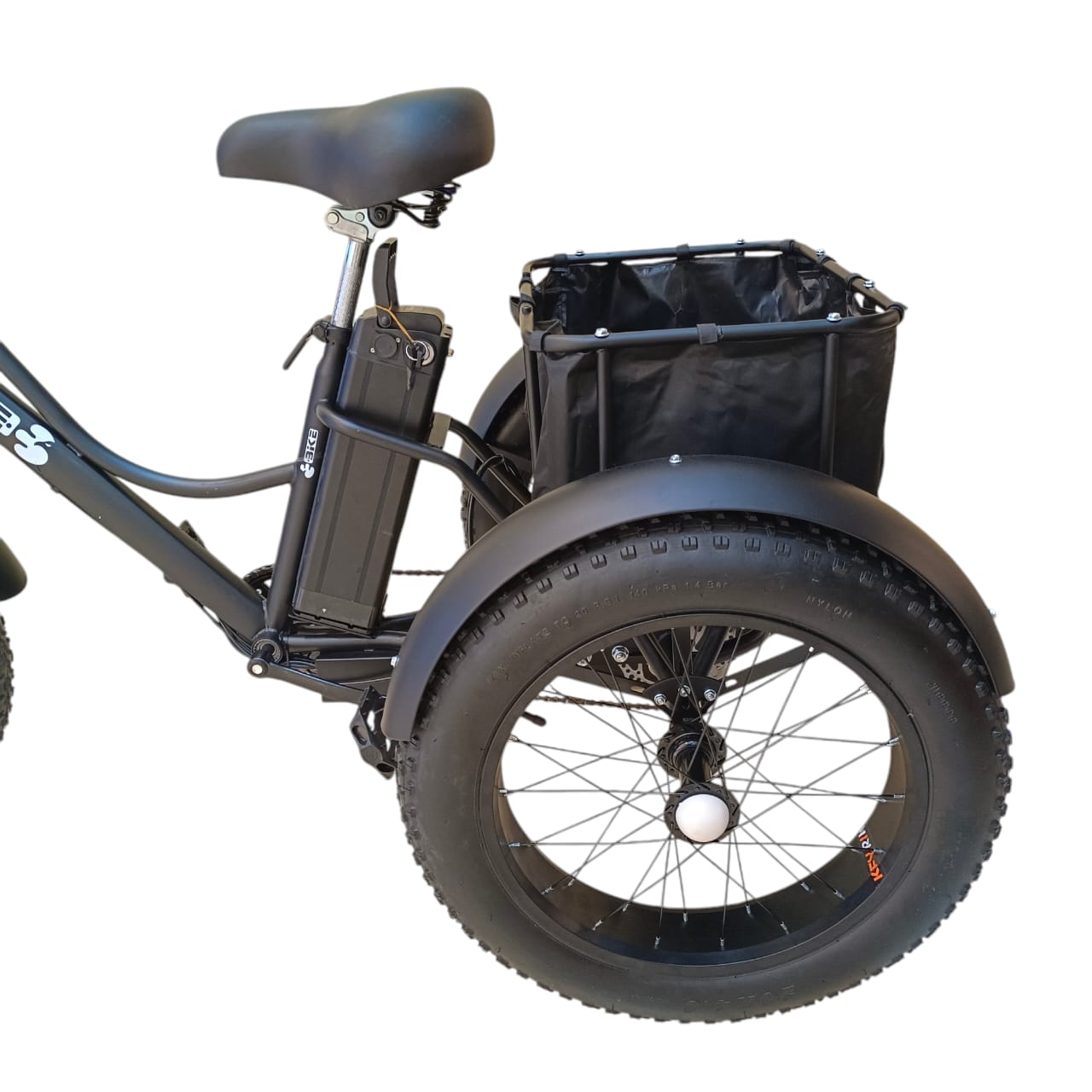 A3 detachable battery, wide seat and rear cargo basket