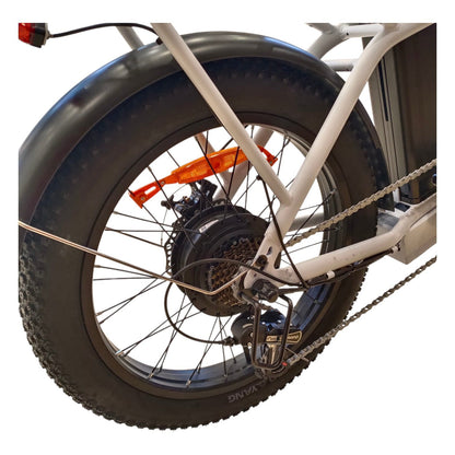 WindHorse W4B e-bike rear hub motor Shimano gears and fat tire